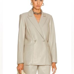 JONATHAN SIMKHAI STANDARD
Raelynn Vegan Leather Oversized Blazer Grey/Beige SZ S
